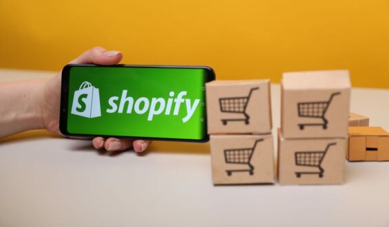 Chicago Bulls объединилась с Shopify для запуска серии NFT